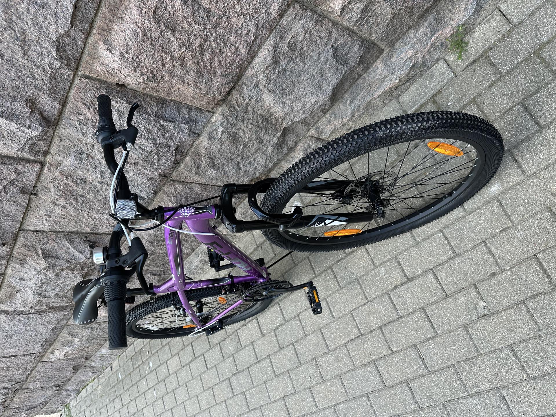 DEMO Huffy Extent 27.5" Gloss Purple