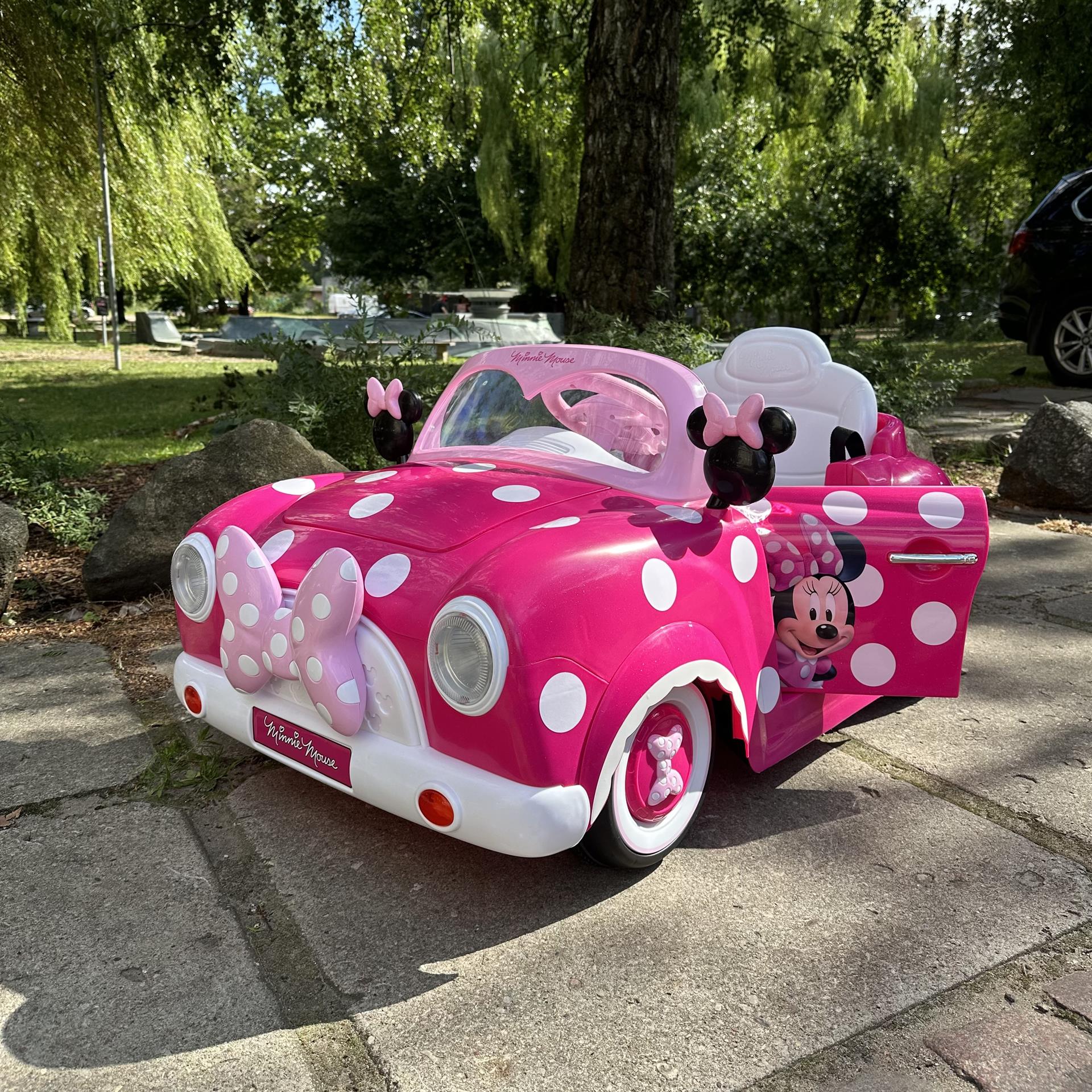 DEMO Huffy Minnie Car 6v