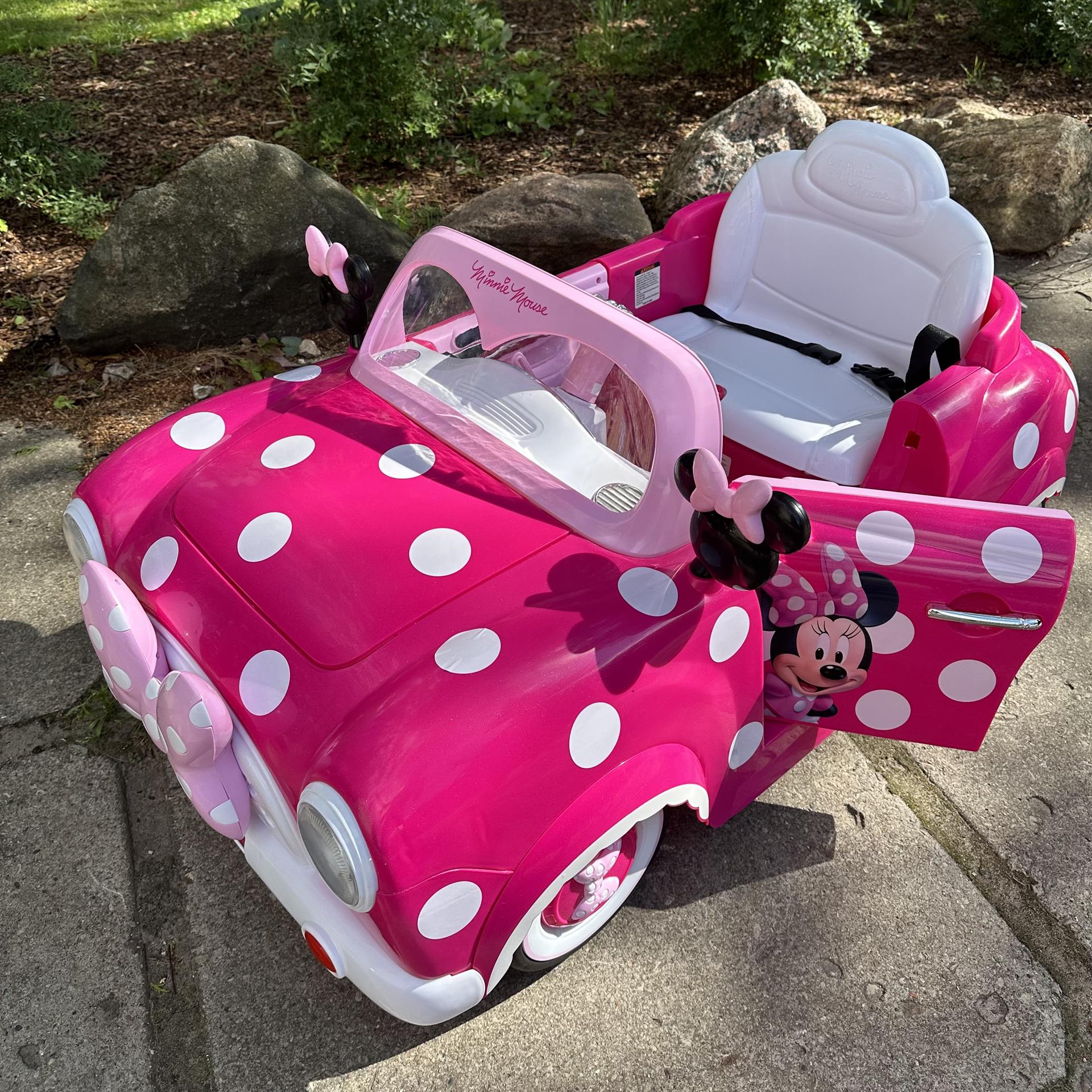 DEMO Huffy Minnie Car 6v