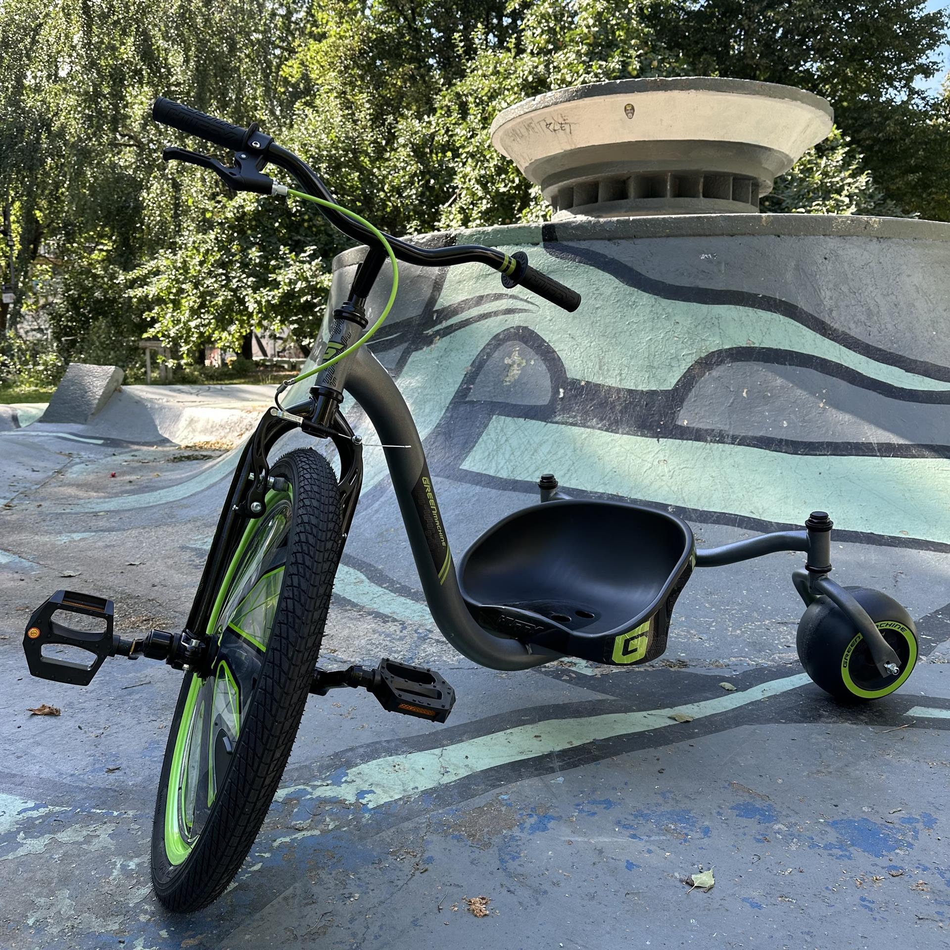 DEMO Huffy Green Machine Drift Trike 