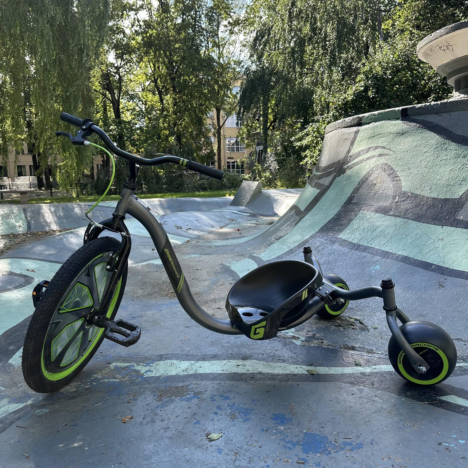 DEMO Huffy Green Machine Drift Trike 