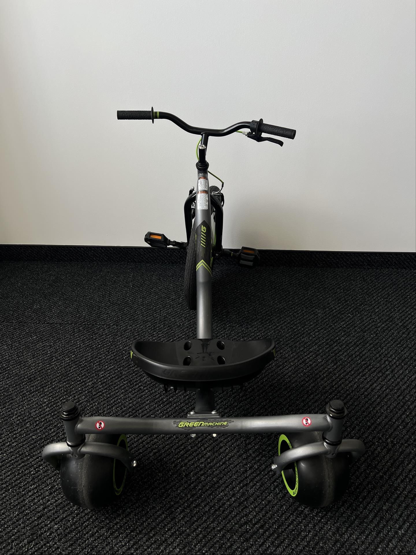 DEMO Huffy Green Machine Drift Trike