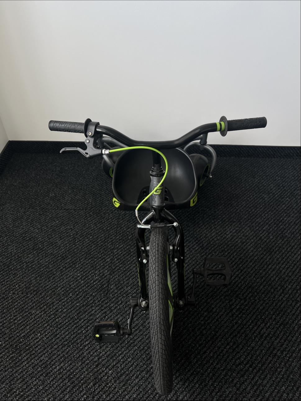 DEMO Huffy Green Machine Drift Trike