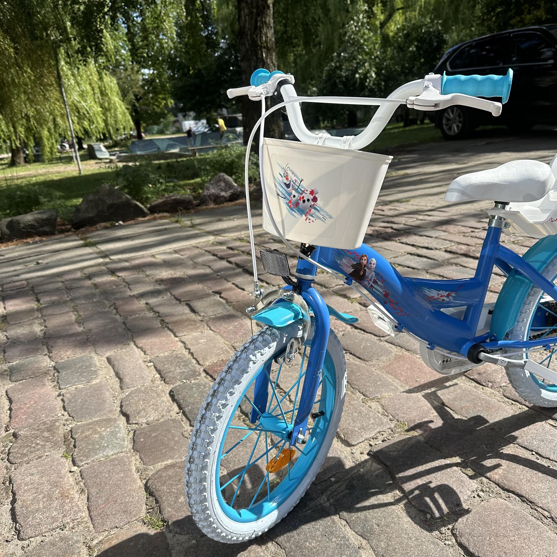 Huffy Frozen Bike, 16”, demo product 