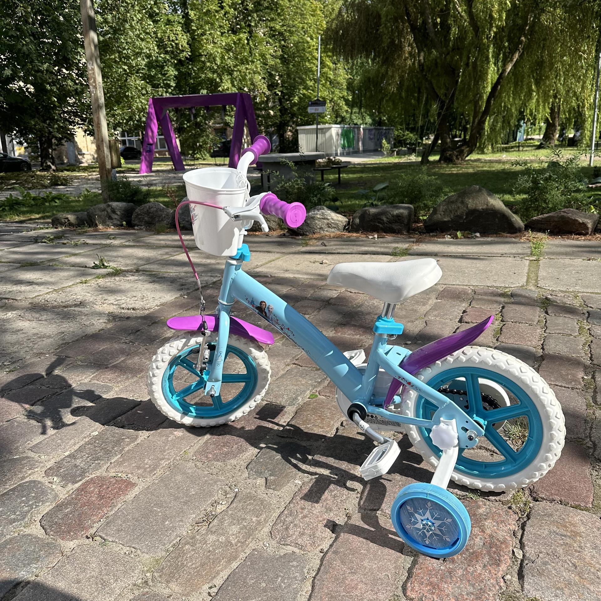 12 frozen bike with training wheels sale