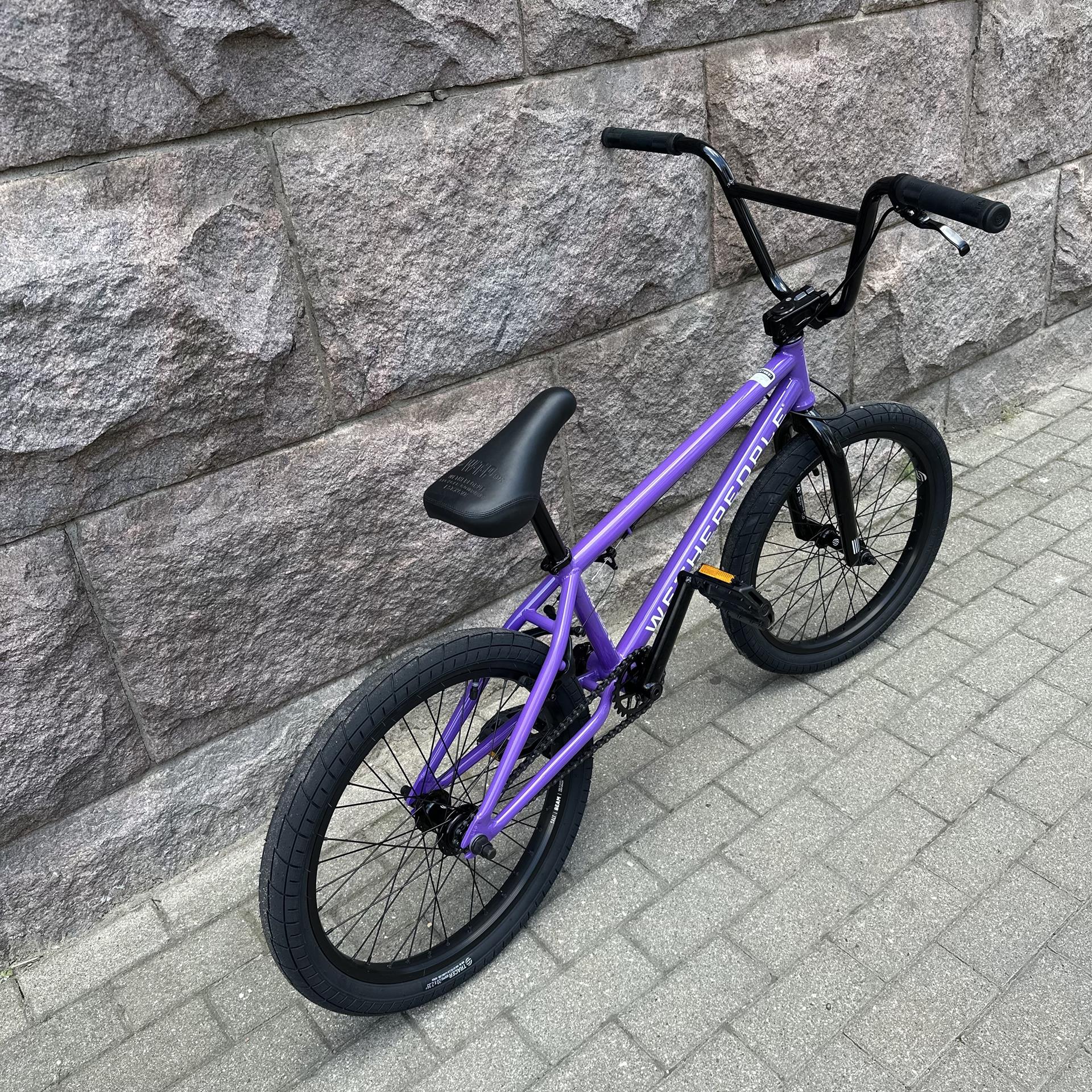 DEMO Wethepeople NOVA Complete Bike Ultra Violet 20"