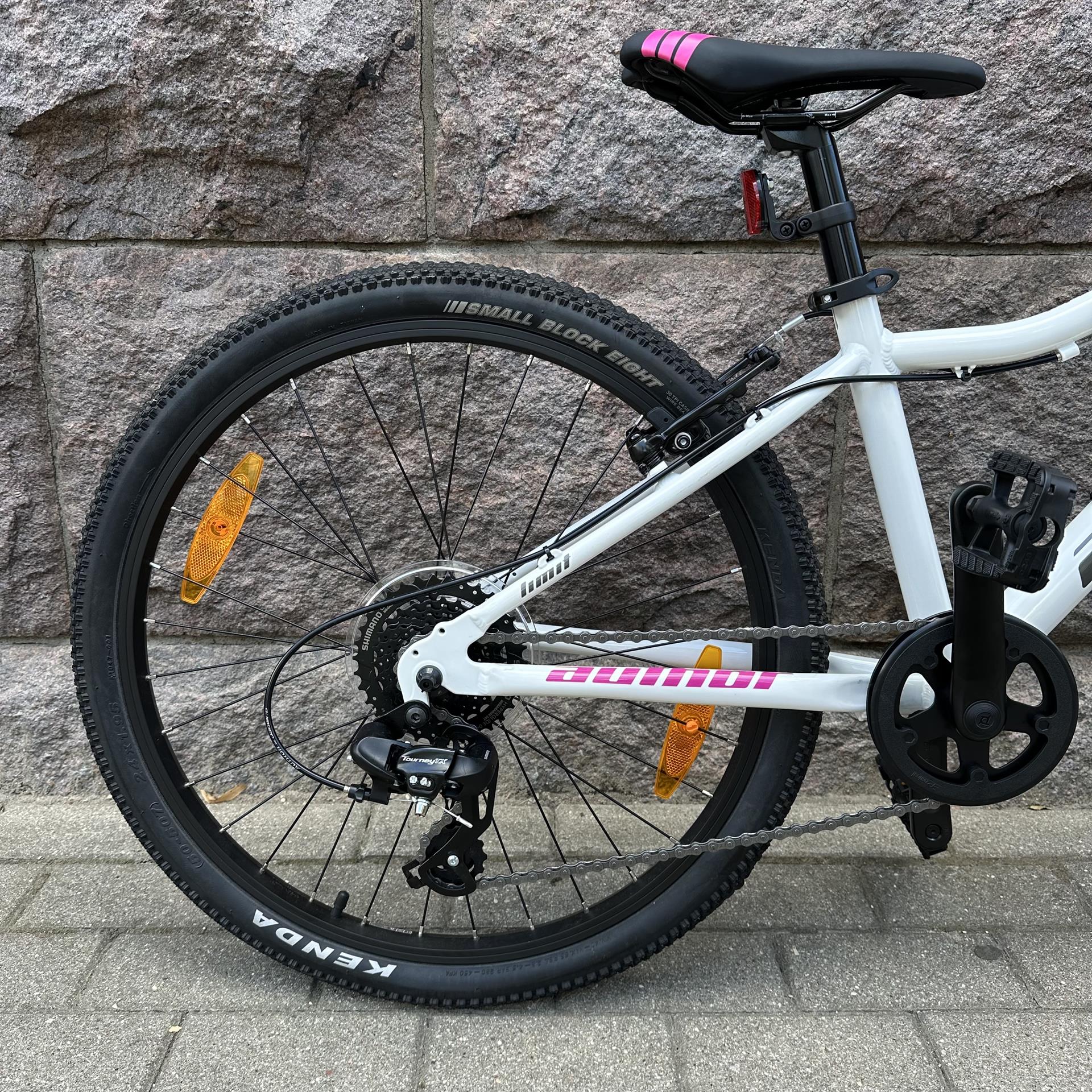 DEMO Author Limit 24'' Extreme White/Suzy Pink