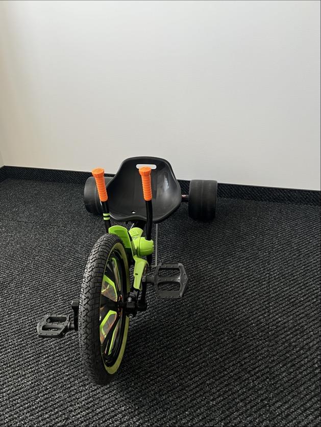 DEMO Huffy Green Machine 16” Green