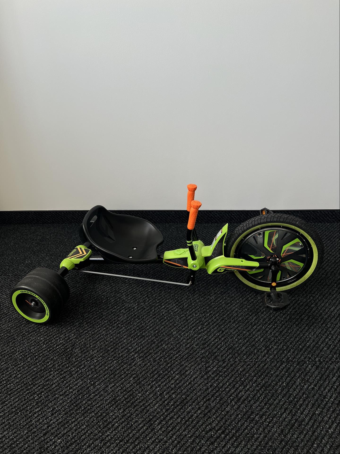 DEMO Huffy Green Machine 16” Green