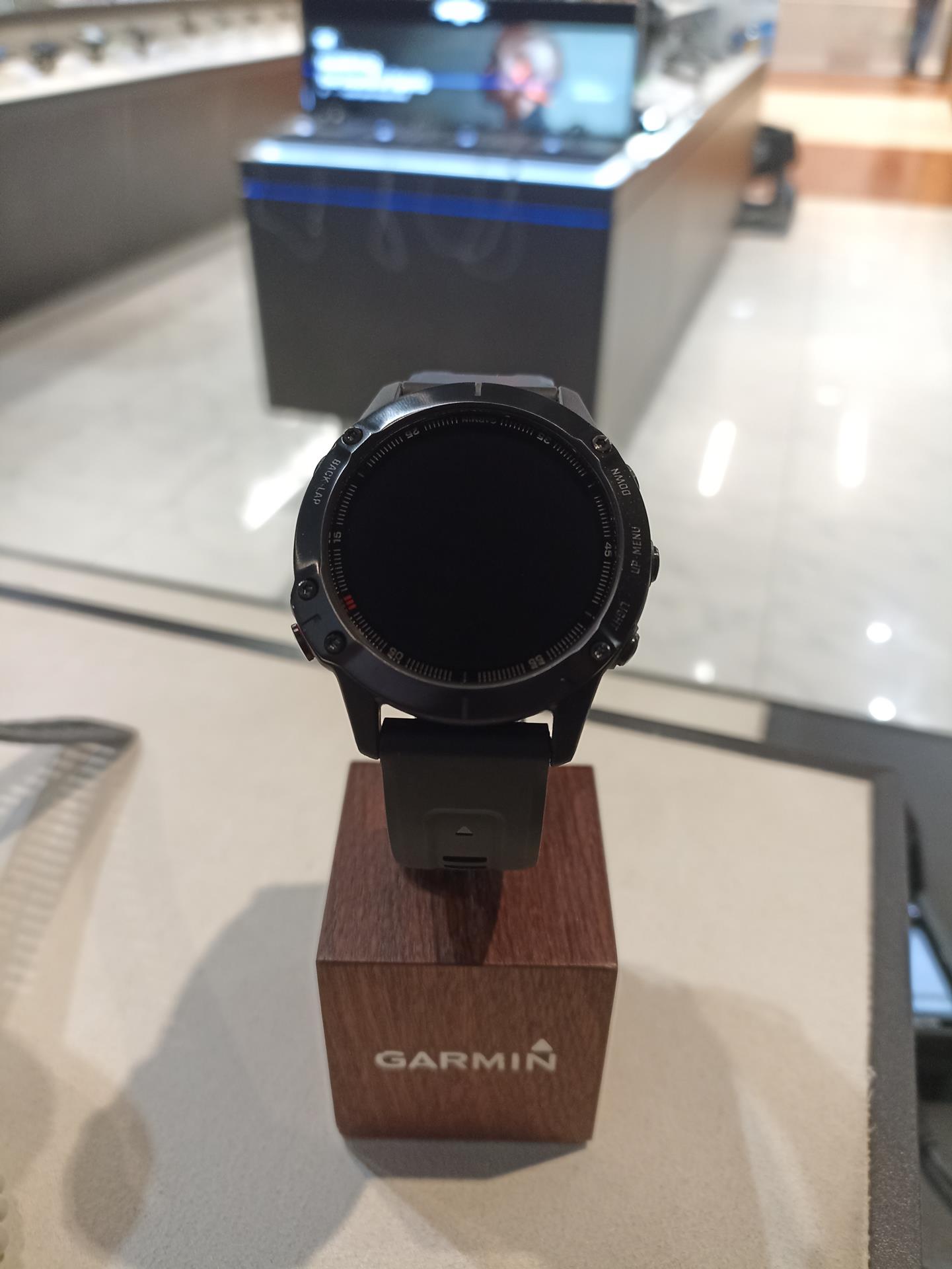 DEMO fenix 6,Pro,Black w/Black Band,EMEA