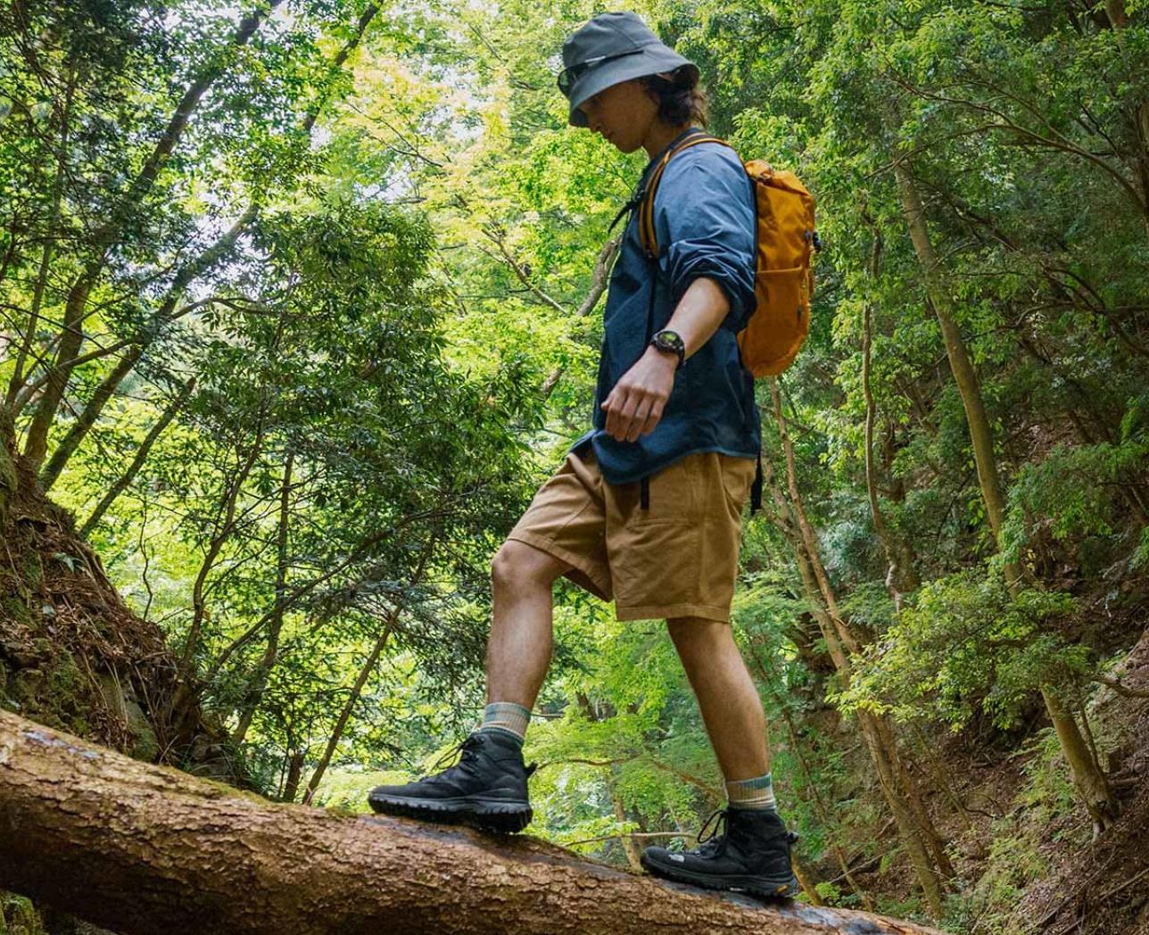 Garmin Instinct® 3 Solar Смарт-часы, 50 мм, цвет «Sunburst» с ремешком цвета «Sunburst/Grey»