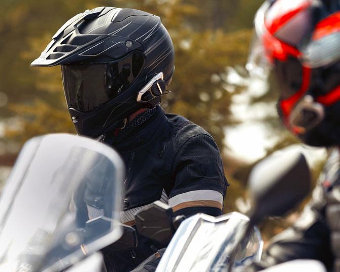 50S Motorcycle Communication System with SOUND BY Harman Kardon