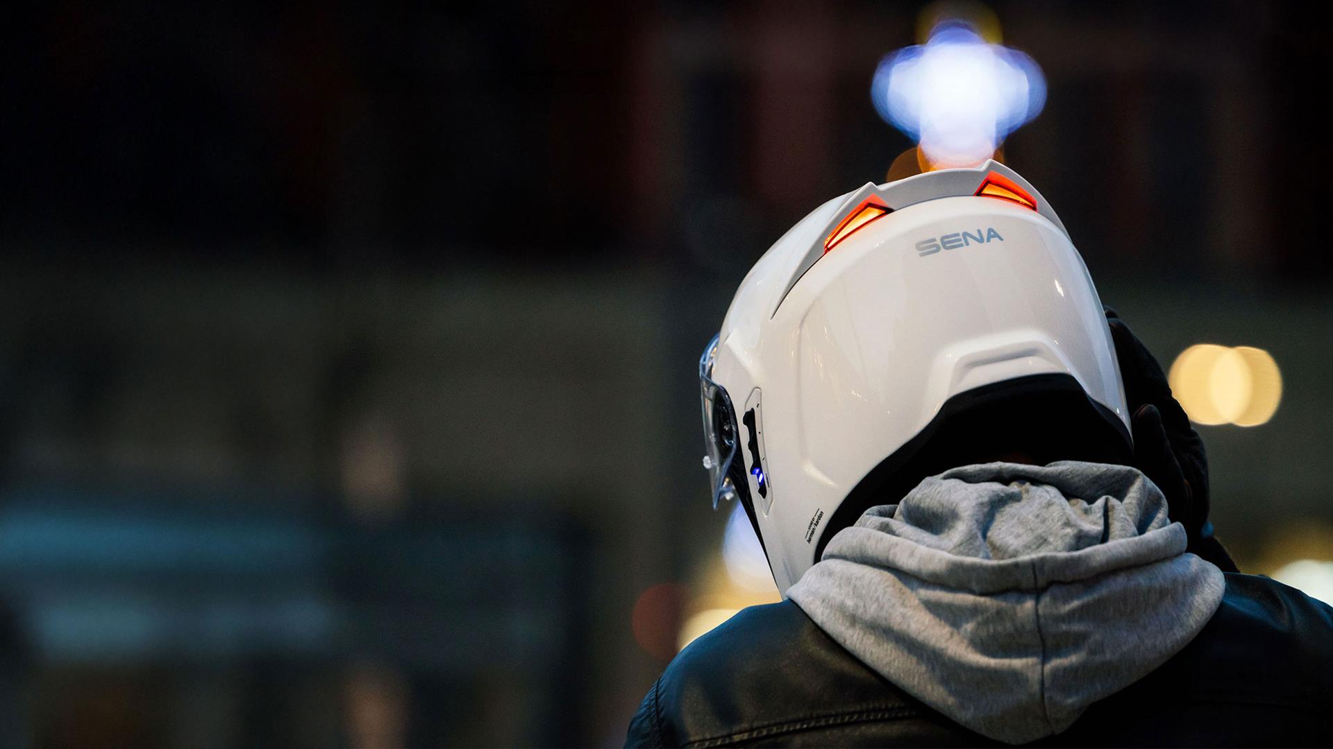 PHANTOM XB Умный шлем с системой связи Mesh и аудиосистемой с мощными басами, Глянцевый белый, XXL