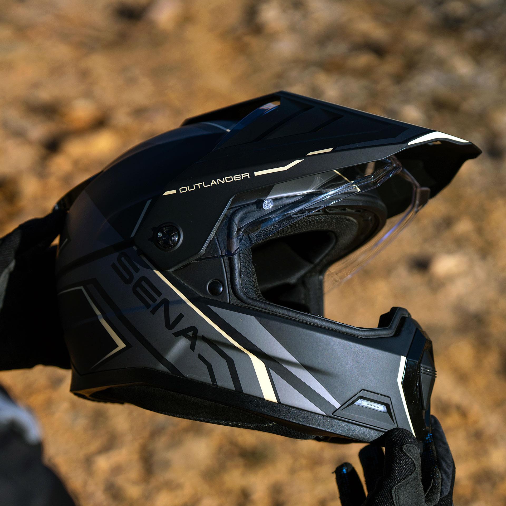 SENA OUTLANDER nutikas dual-sport-kiiver võrgusidega, mattmust, suurus M