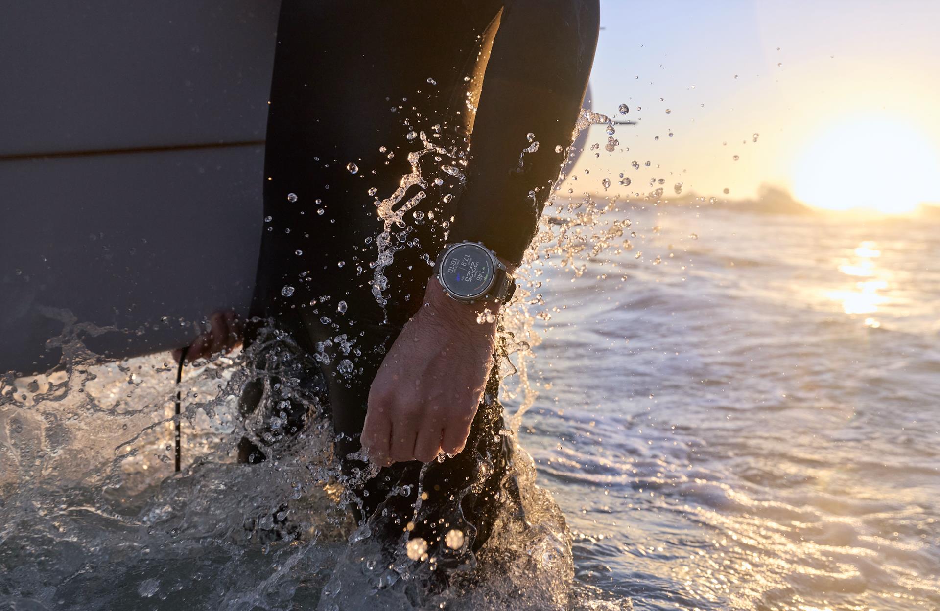 Garmin fenix 9 Pro Смарт-часы, inReach, Solar, 51 мм, титан с силиконовым ремешком цвета «Pebble Grey»