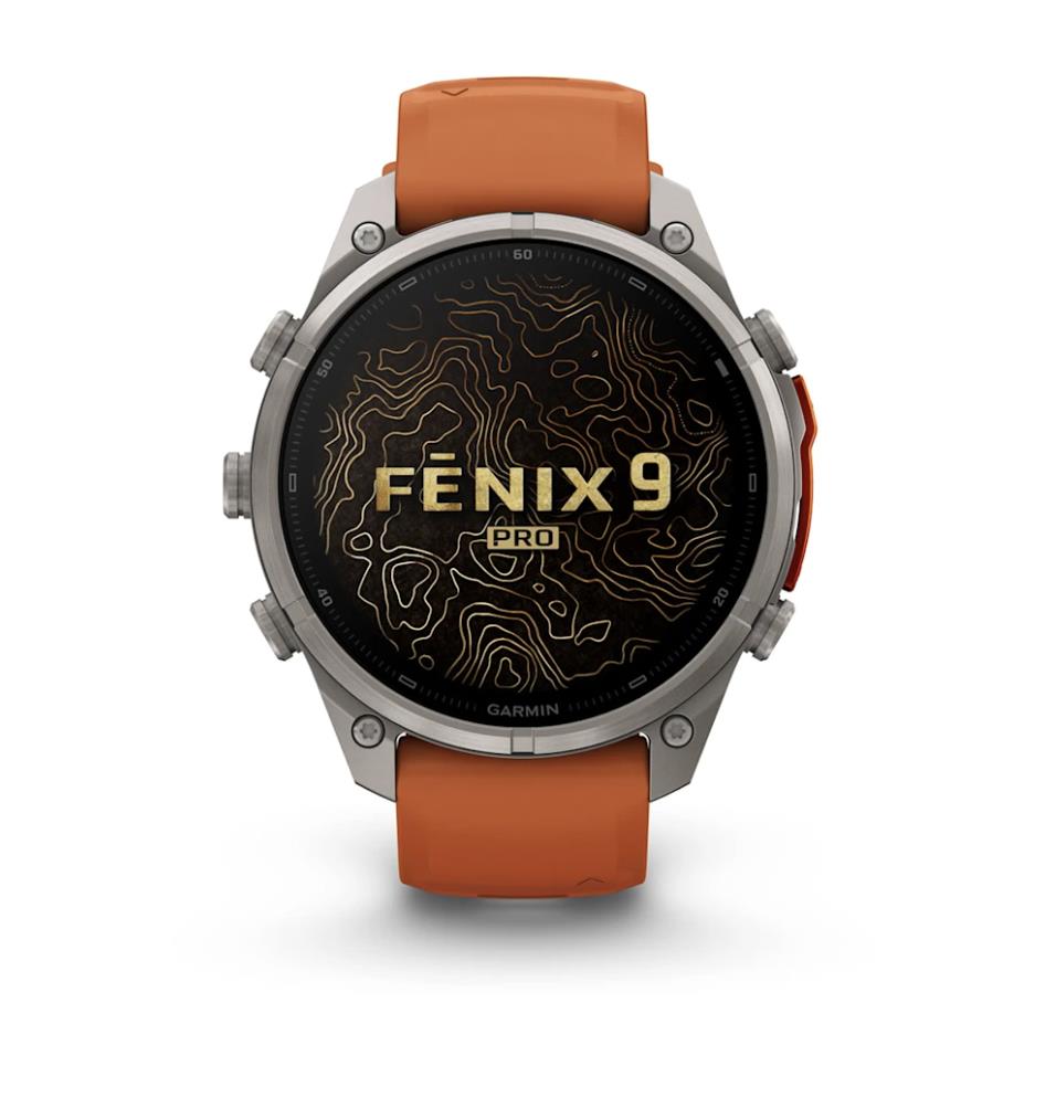Garmin fenix 9 Pro viedpulkstenis, inReach, 47 mm, titāna korpuss ar silikona siksnu krāsā „Autumn Orange”/„Spark Orange”